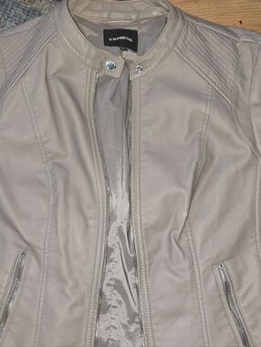 Express Women's Light Cream Zip Moto Jacket